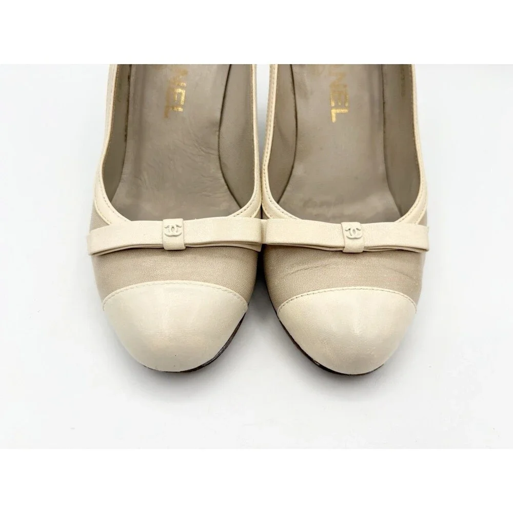 CHANEL white beige